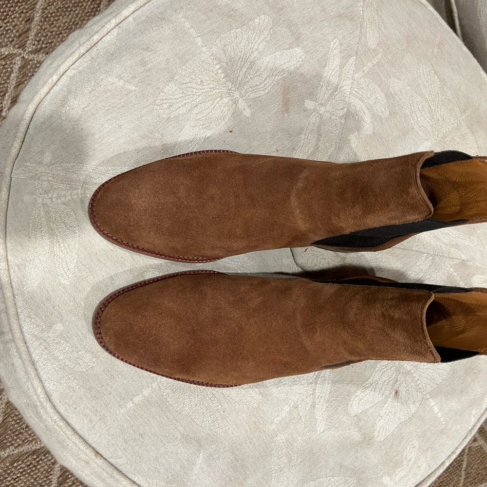 Beckett Simonon Tan Suede Boots